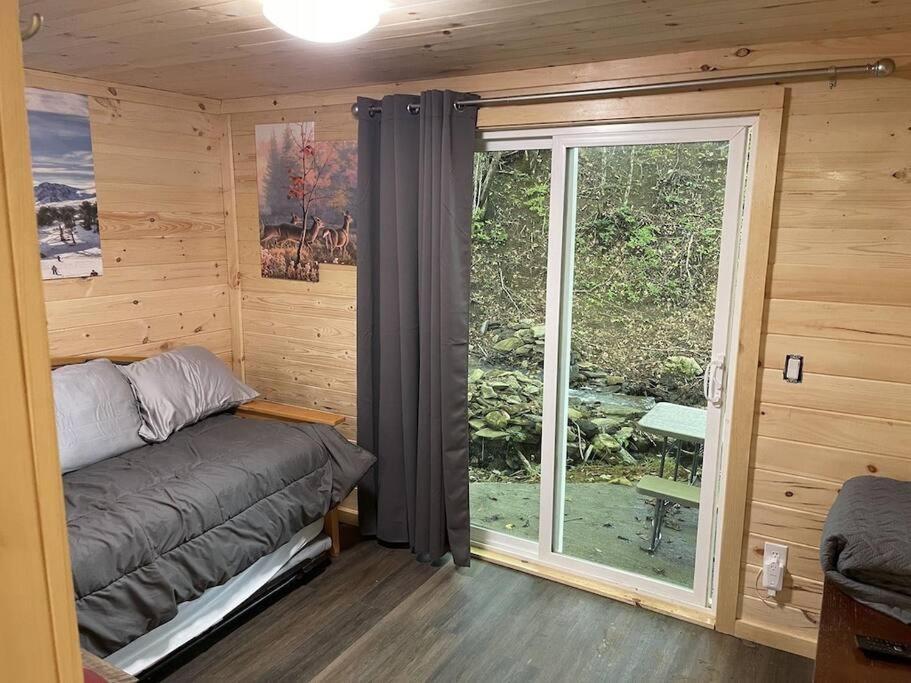Creekside 3 Bedroom 2 Bath Cabin On Private Creek Банър Елк Екстериор снимка