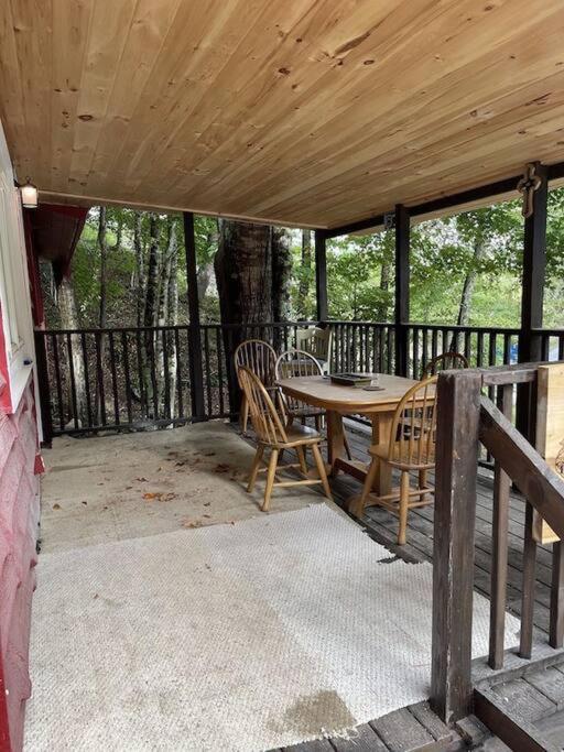 Creekside 3 Bedroom 2 Bath Cabin On Private Creek Банър Елк Екстериор снимка