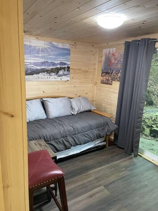 Creekside 3 Bedroom 2 Bath Cabin On Private Creek Банър Елк Екстериор снимка