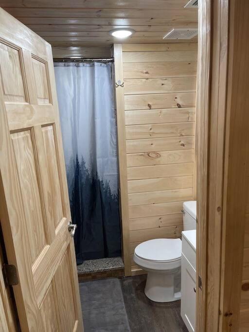 Creekside 3 Bedroom 2 Bath Cabin On Private Creek Банър Елк Екстериор снимка